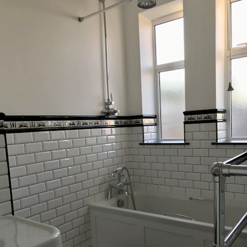 Bathroom fitting